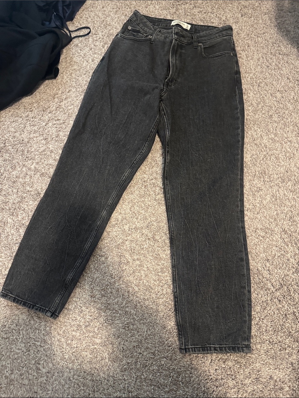 Abercrombie & Fitch women’s the mom high rise Jeans